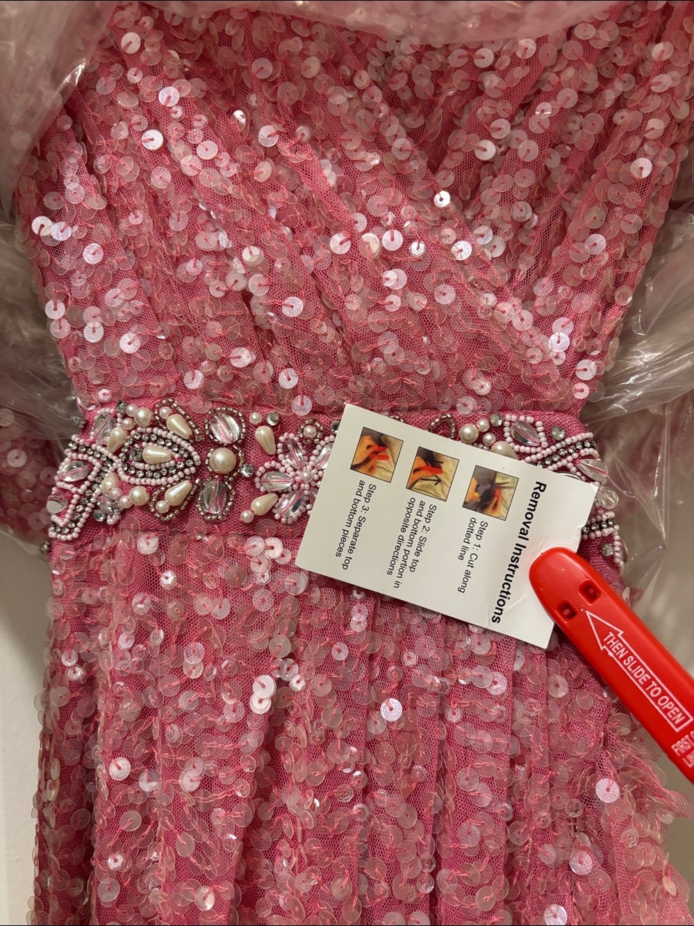 BRAND NEW Mac Duggal Sequined Pink Gown size 2. SOLD OUT SIZE $598 RETAIL - Picture 3 of 7
